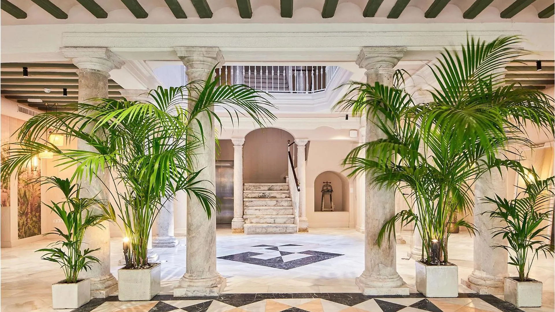 Awesome Apartment In Cadiz With Kitchen Испания